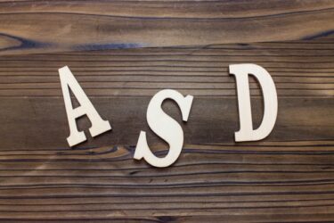 自閉スペクトラム症（ASD）の発症に、グルテン、カゼインが関係している!?